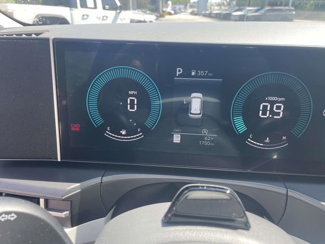 Certified 2026 Hyundai Santa Fe SEL FWD image 17