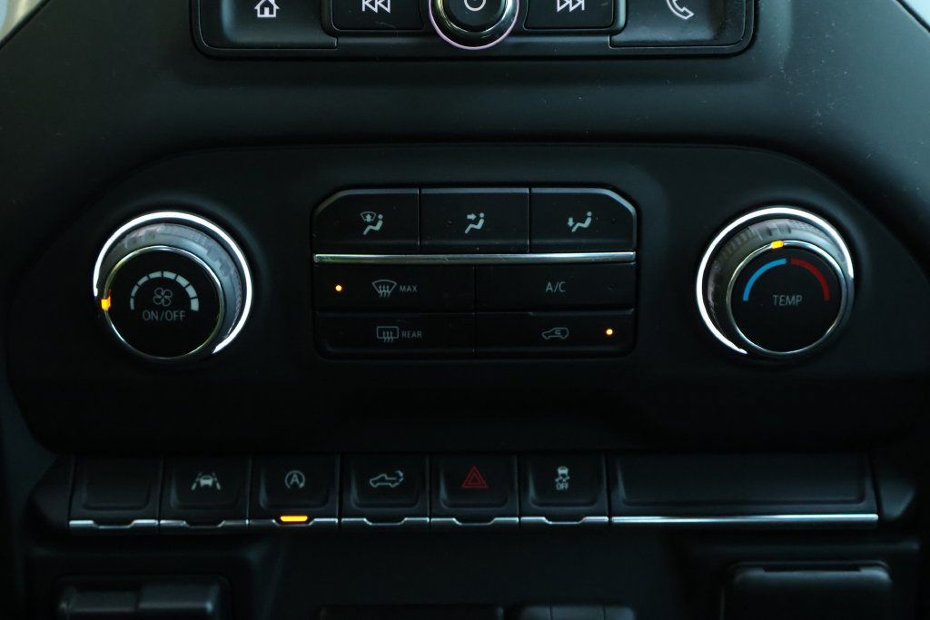 Certified 2024 Chevrolet Silverado 1500 Custom w/ LPO, Dark Essentials Package AWD/4WD image 20