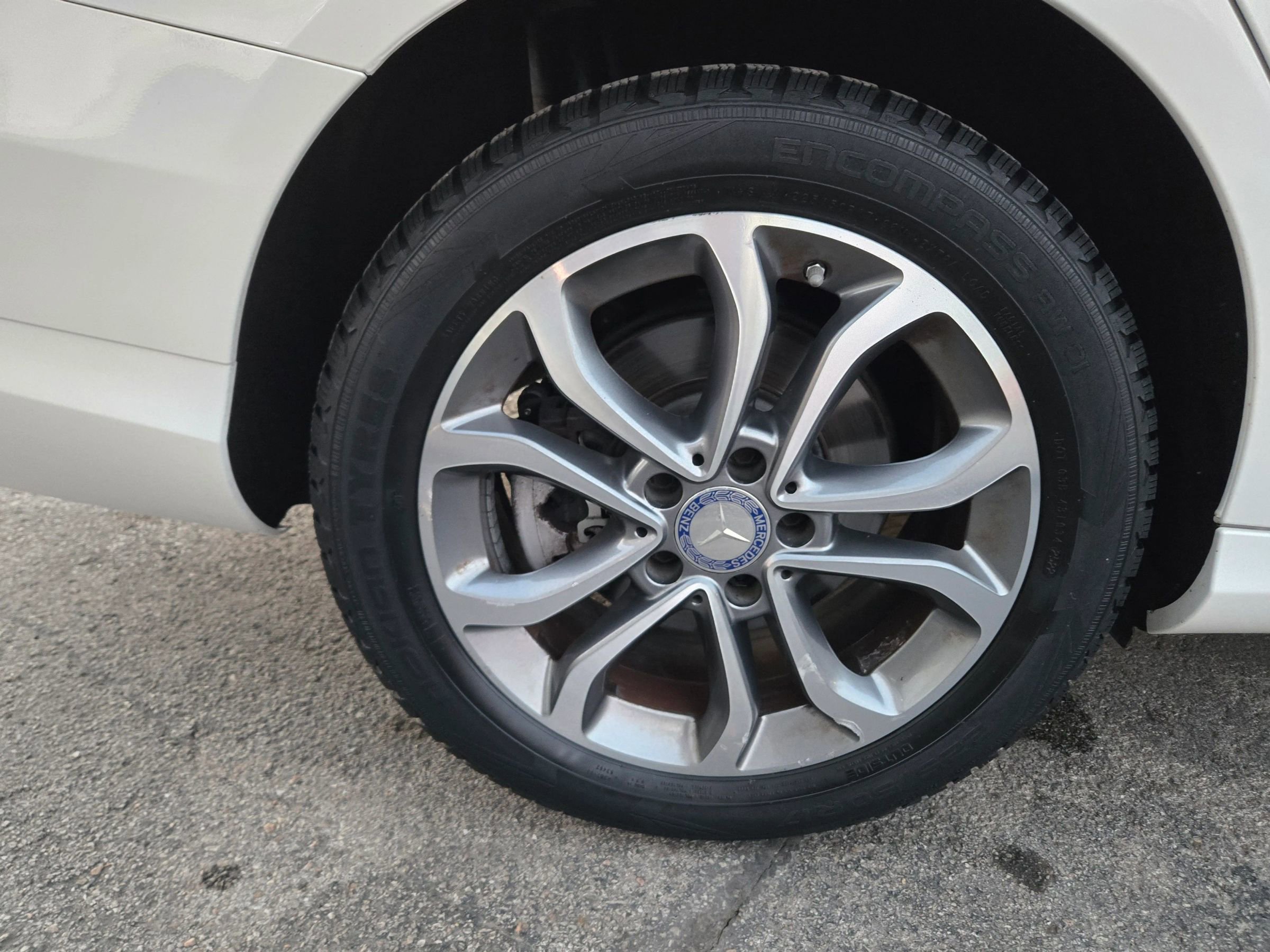 Used 2017 Mercedes-Benz C 300 4MATIC Sedan image 22