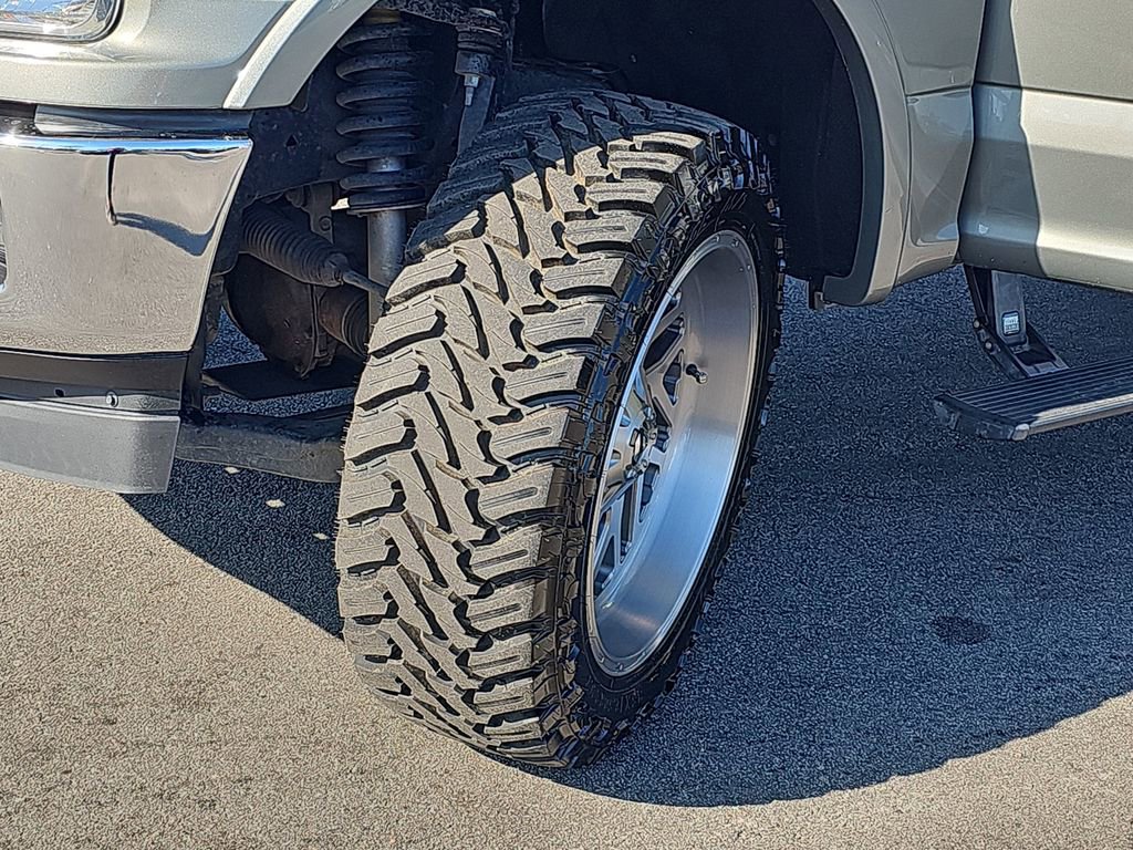 Used 2020 Ford F150 Lariat w/ Max Trailer Tow Package image 34