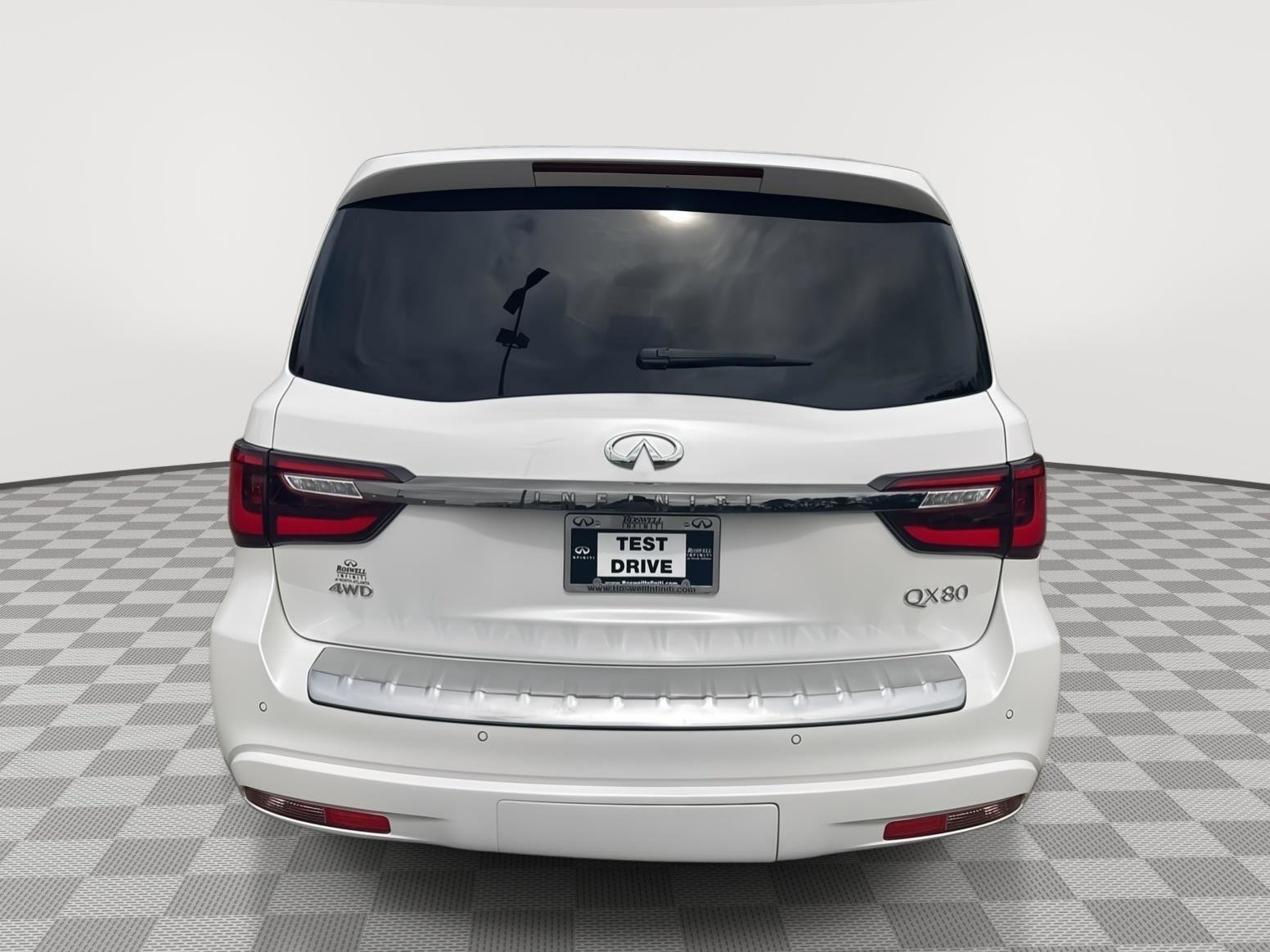 Used 2023 INFINITI QX80 Premium Select w/ Cargo Package AWD/4WD image 7