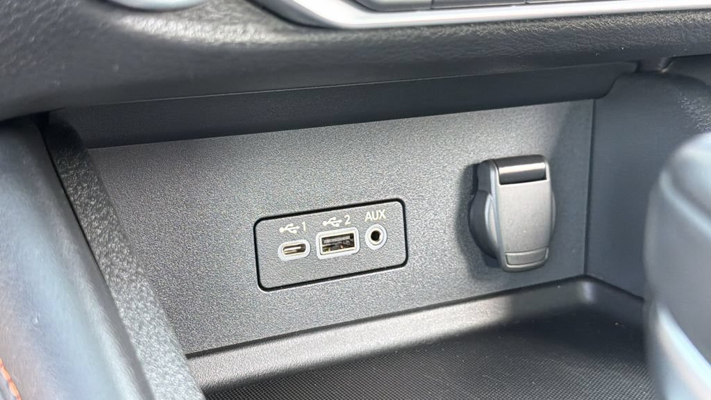 Used 2022 Nissan Sentra SR FWD image 30