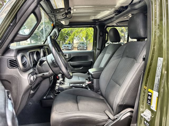 Used 2021 Jeep Gladiator Sport AWD/4WD image 11