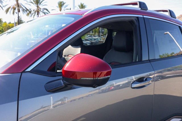 New 2025 Nissan Kicks SR image 12