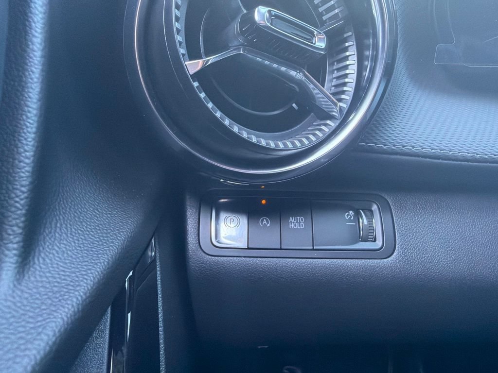 New 2026 Chevrolet Equinox LT w/ Convenience Package II FWD image 22