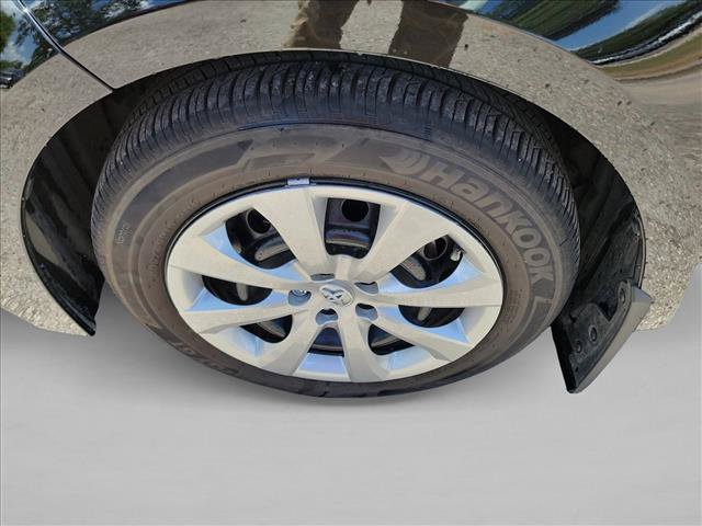 Used 2026 Toyota Corolla LE FWD image 9