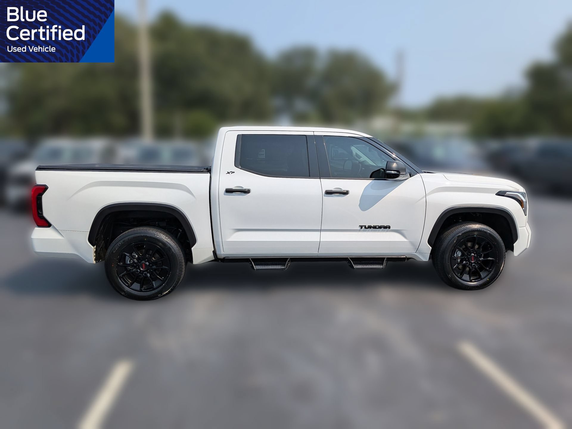 Used 2023 Toyota Tundra SR5 w/ SR5 Convenience Package AWD/4WD image 3