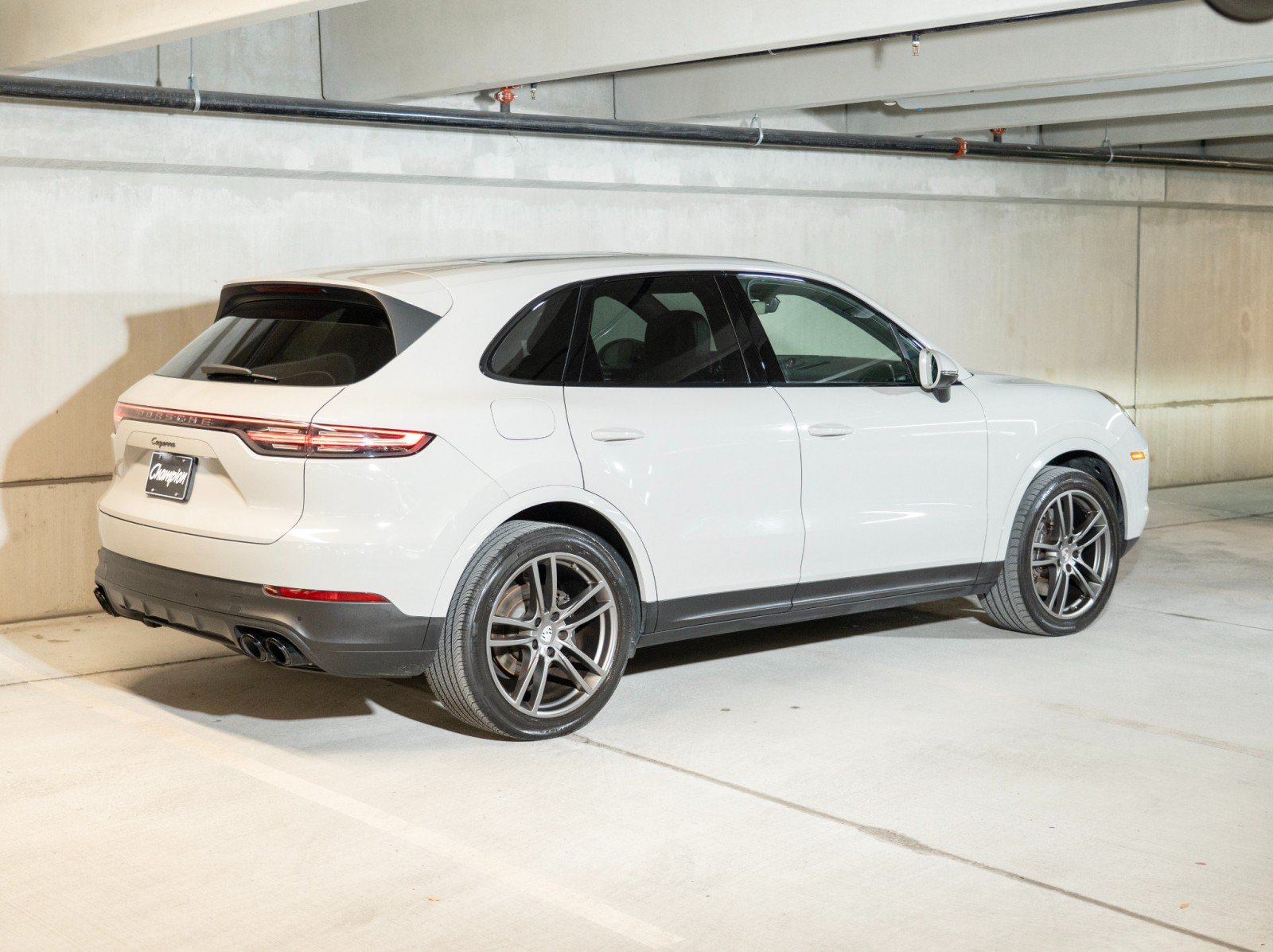 Certified 2023 Porsche Cayenne Platinum Edition AWD/4WD image 9
