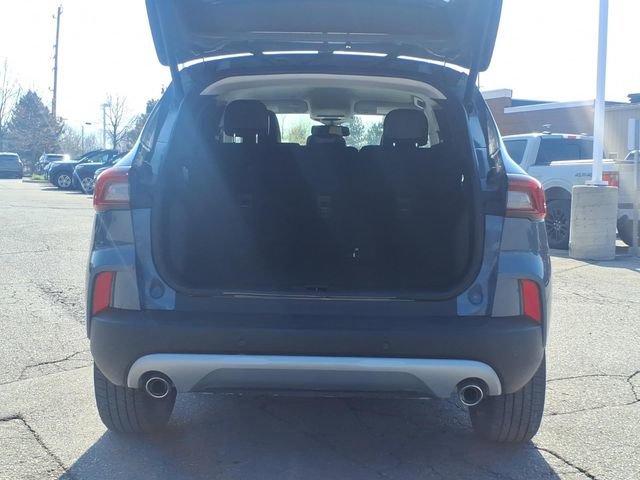 Certified 2024 Ford Escape Platinum AWD/4WD image 10