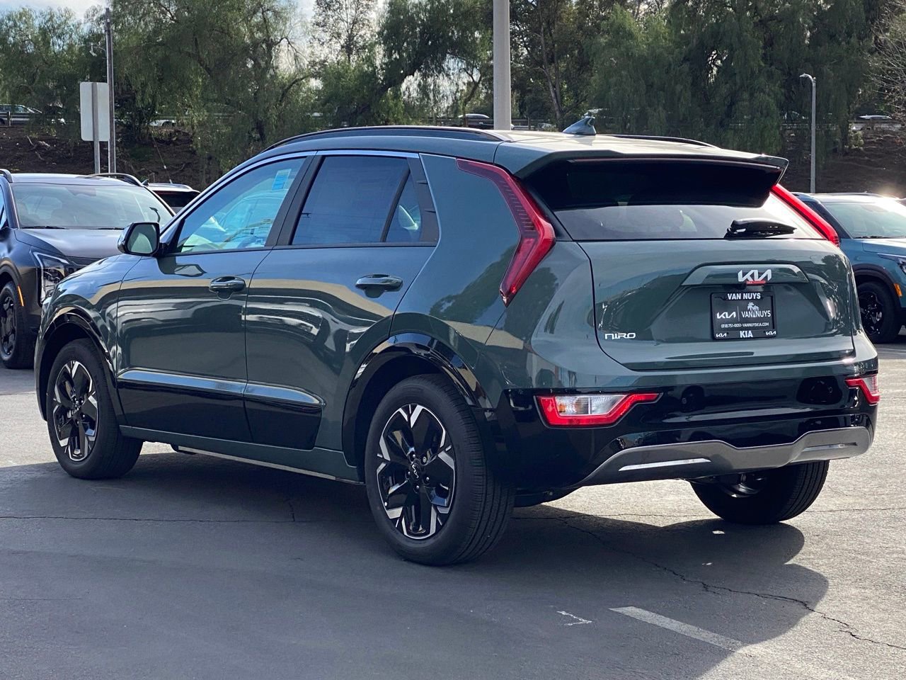 New 2025 Kia Niro Wind w/ Wind Preserve Package image 6