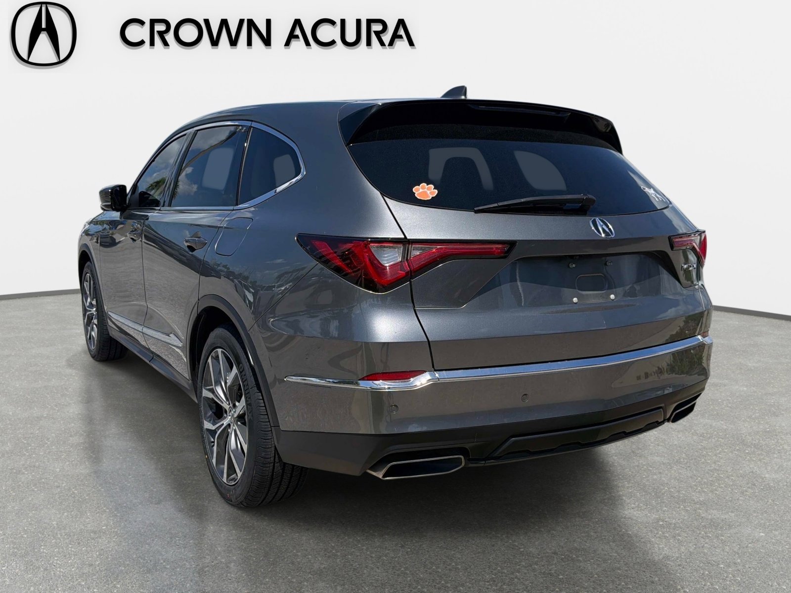 Used 2023 Acura MDX FWD w/ Technology Package image 6