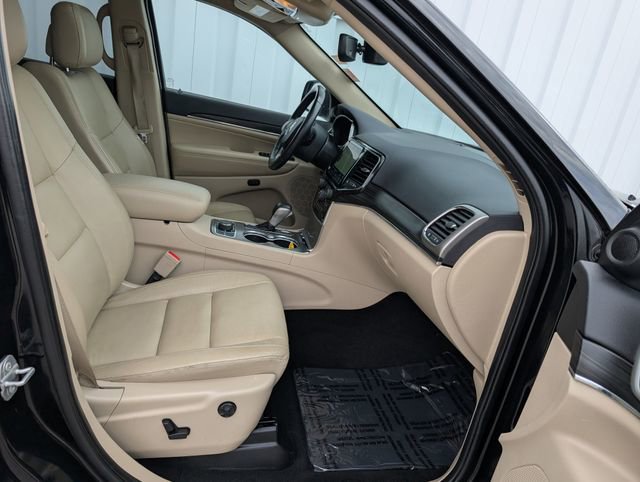 Used 2021 Jeep Grand Cherokee Limited image 33