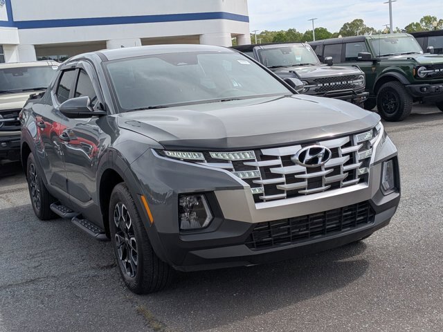 Used 2024 Hyundai Santa Cruz SEL AWD/4WD image 2