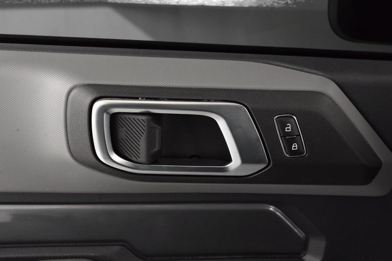 Used 2023 Ford Bronco Black Diamond image 29