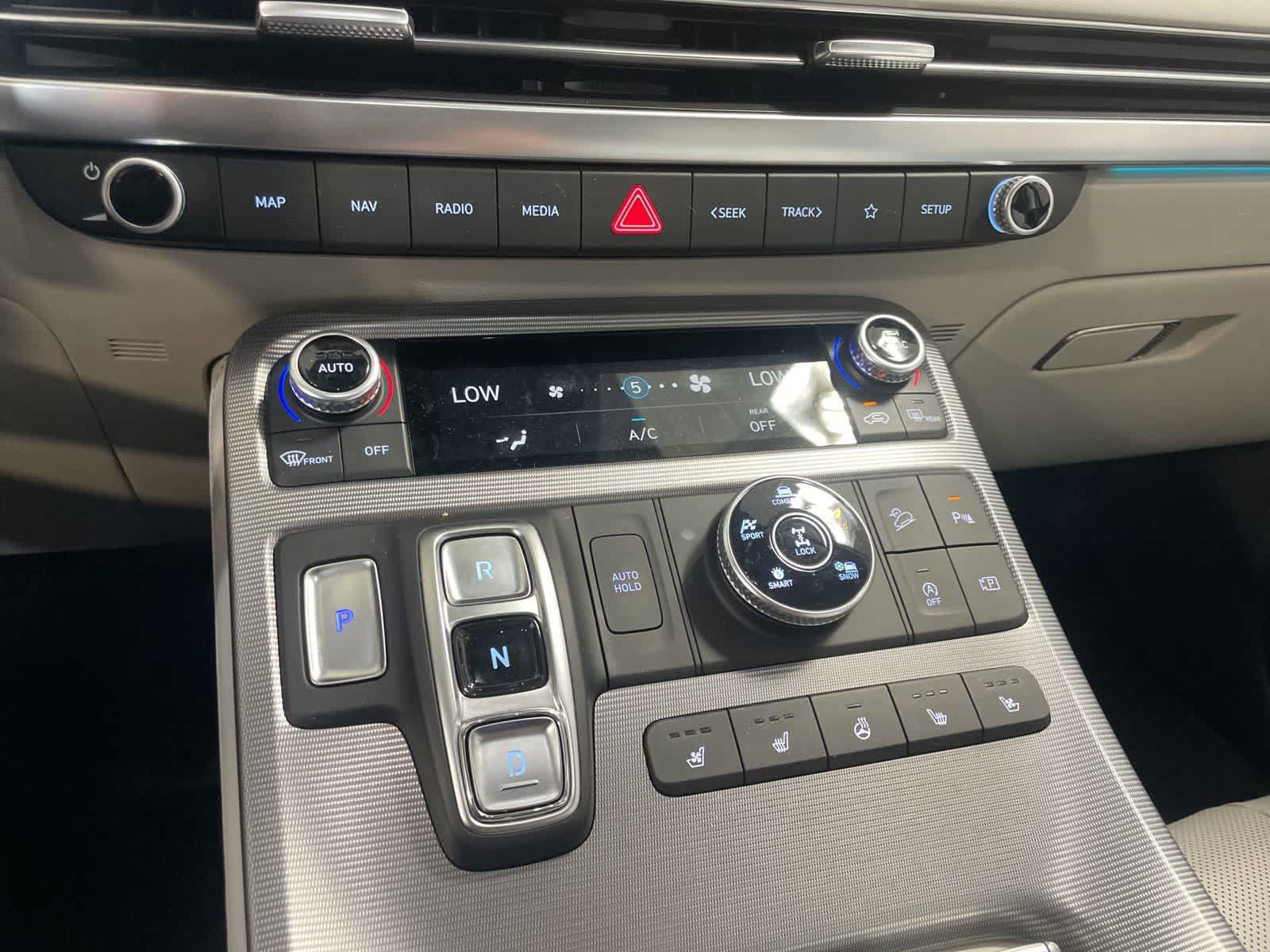 Used 2025 Hyundai Palisade Calligraphy AWD/4WD image 26