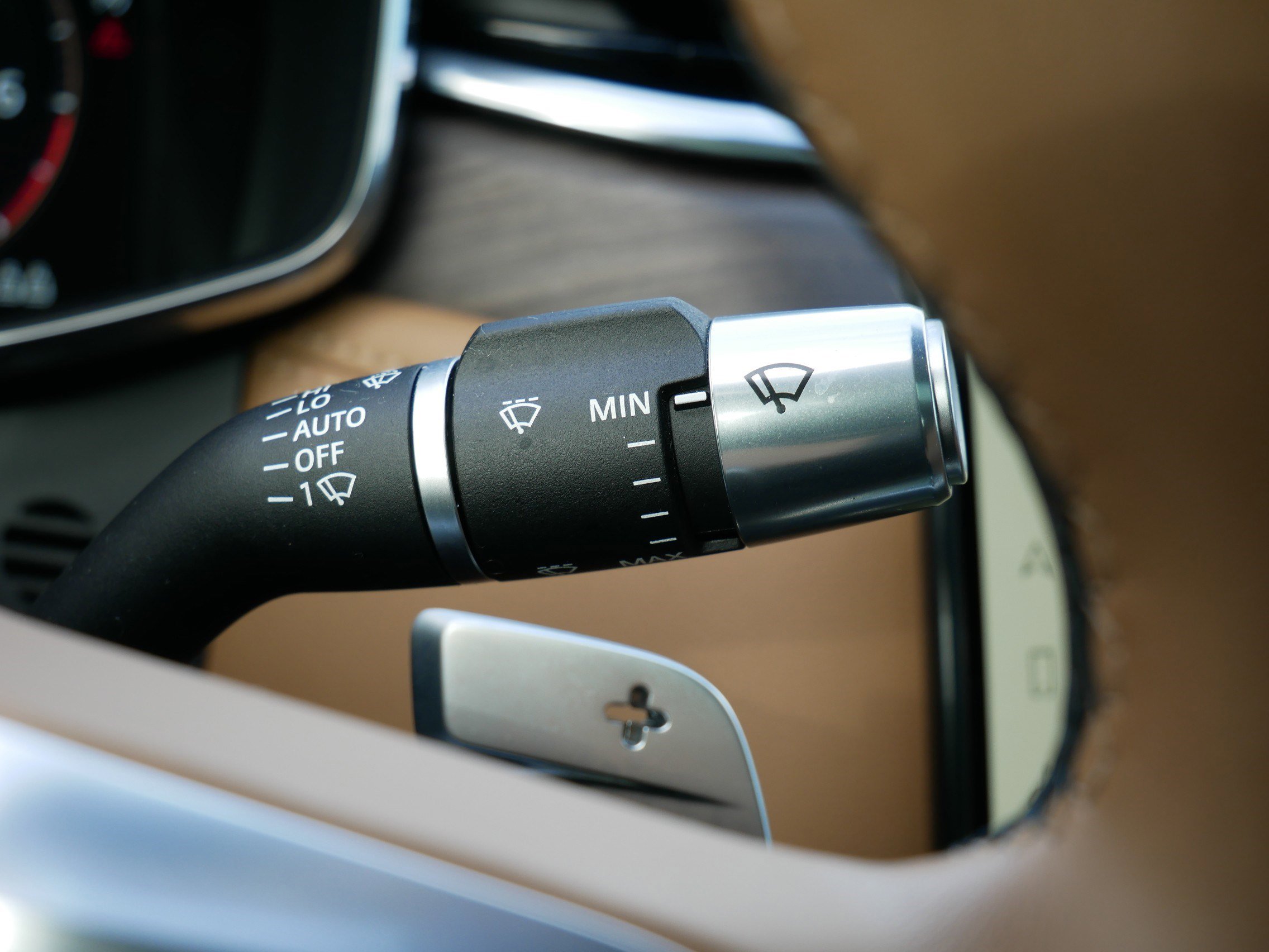 Used 2021 Jaguar XF SE image 24