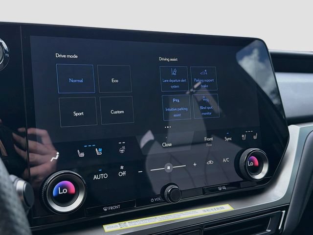 New 2026 Lexus TX 350 AWD image 32