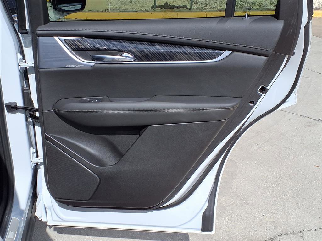 Certified 2024 Cadillac XT6 Premium Luxury image 12