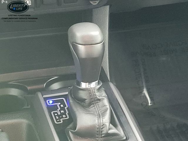 Used 2022 Toyota Tacoma TRD Sport w/ Technology Package image 24