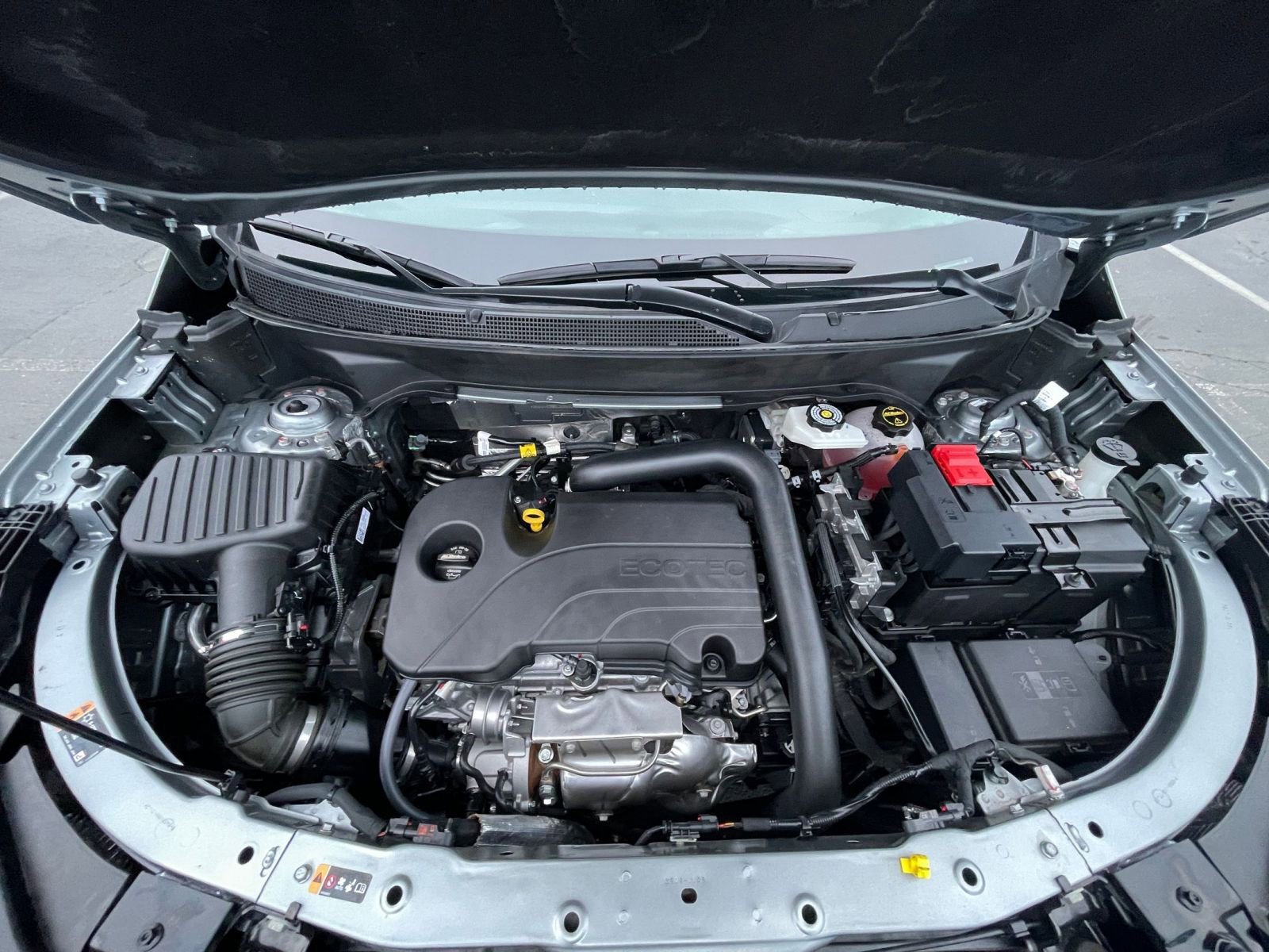 Used 2025 Chevrolet Equinox LT image 32