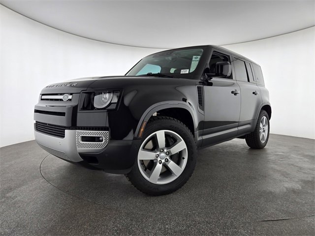 New 2024 Land Rover Defender 110 SE