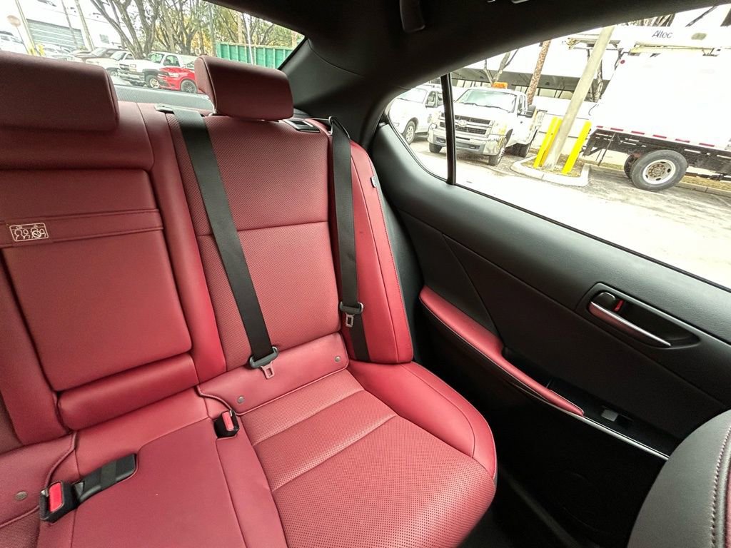 Used 2024 Lexus IS 300 w/ Comfort Package image 15