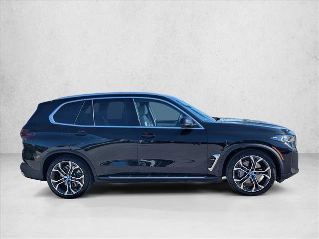 Certified 2024 BMW X5 xDrive50e w/ Premium Package AWD/4WD image 4