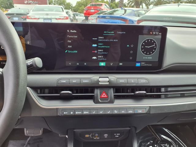 Used 2025 Kia K4 FWD image 20
