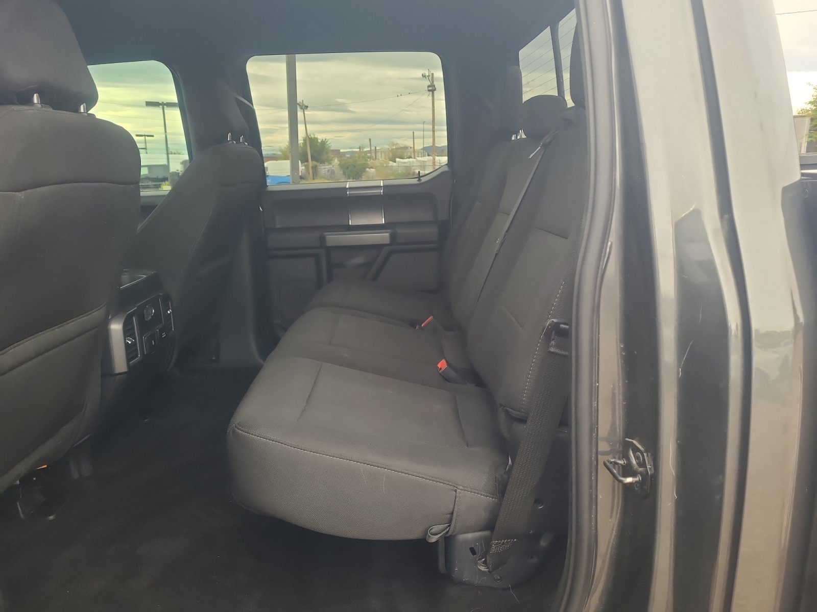 Used 2019 Ford F150 XLT w/ Equipment Group 302A Luxury AWD/4WD image 17