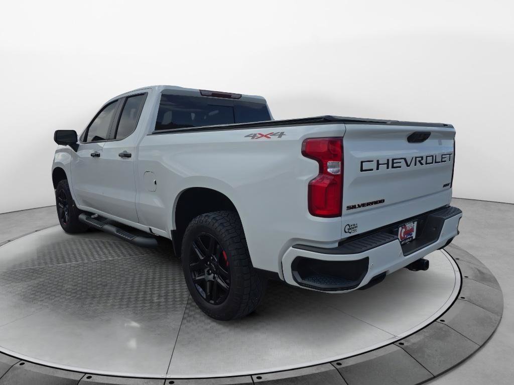 Certified 2024 Chevrolet Silverado 1500 RST w/ Redline Edition AWD/4WD image 7