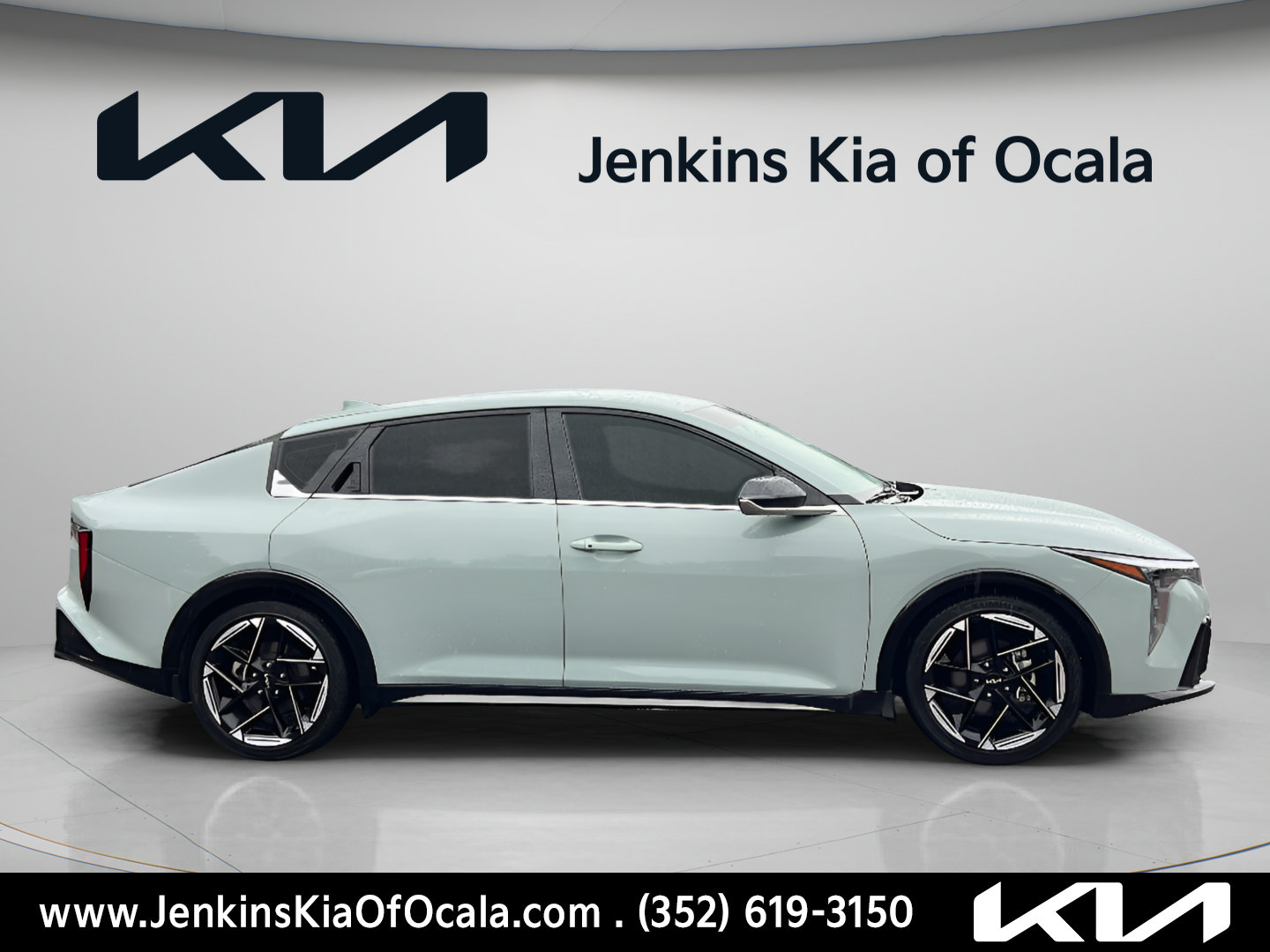 Certified 2025 Kia K4 GT-Line FWD image 2