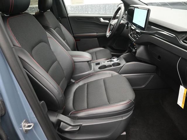 New 2025 Ford Escape ST-Line w/ Equipment Group 301A image 12