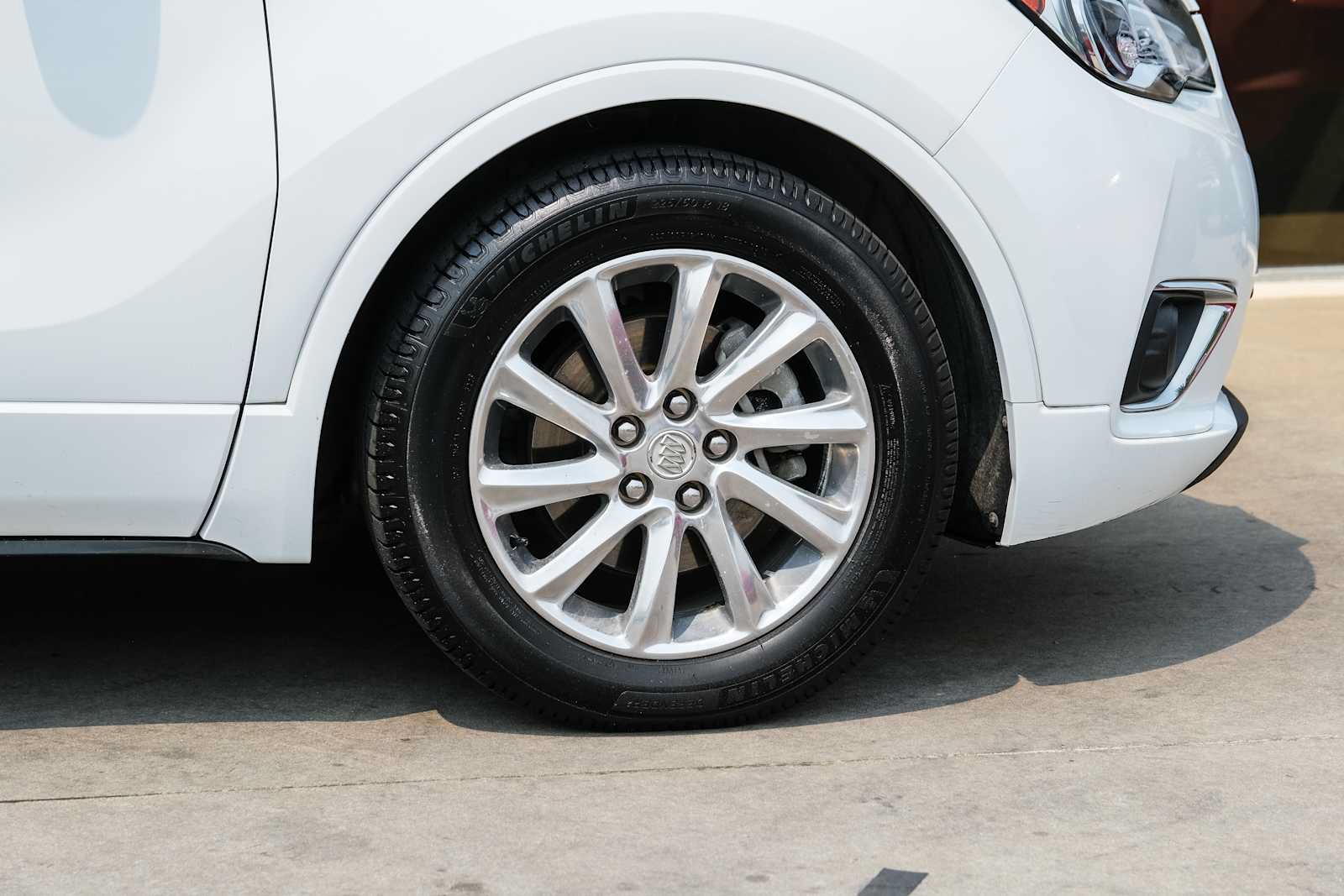 Used 2020 Buick Envision Essence FWD image 8