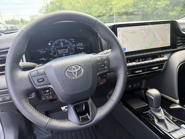 Used 2026 Toyota Camry XSE FWD image 18