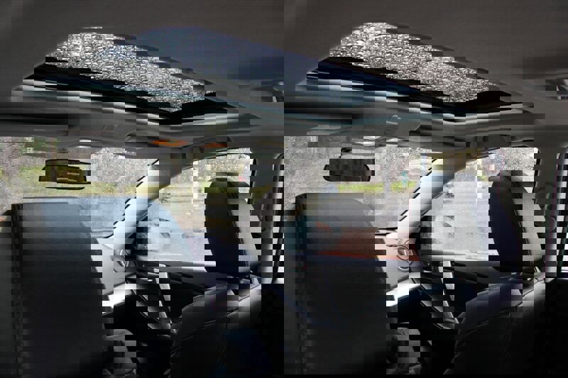 Used 2013 MAZDA MAZDA3 i Grand Touring image 9