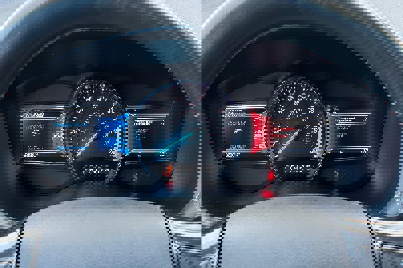 Used 2019 Ford Explorer Sport image 28