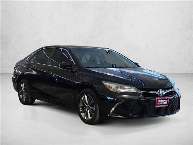 Used 2015 Toyota Camry SE FWD image 3