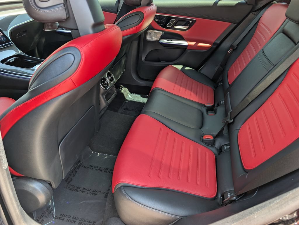 Used 2024 Mercedes-Benz GLC 43 AMG 4MATIC image 27