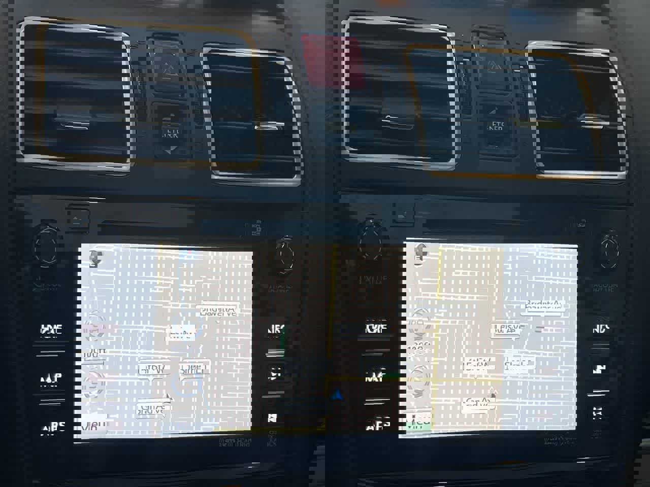 Used 2018 Subaru Forester 2.5i Limited image 18