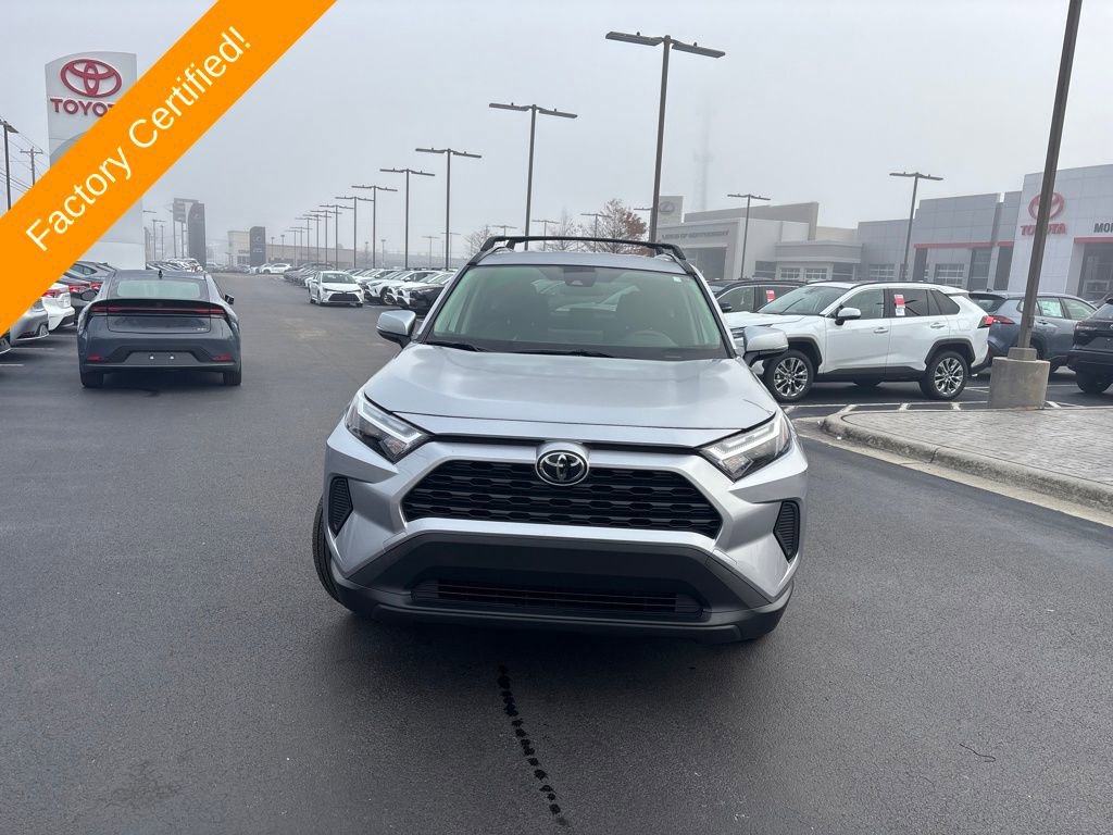 Used 2025 Toyota RAV4 XLE image 8