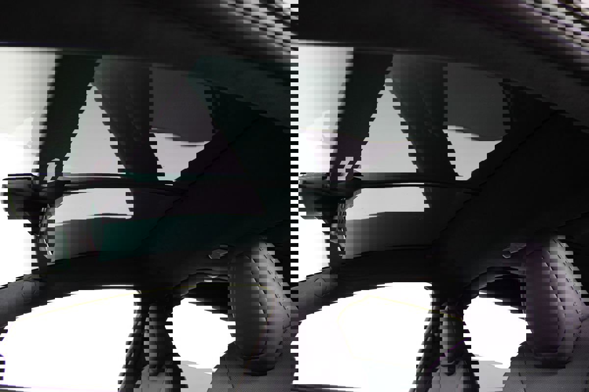 Used 2022 Tesla Model X Plaid image 9