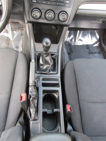 Used 2013 Subaru Impreza 2.0i AWD/4WD image 22