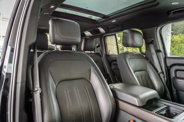 Used 2020 Land Rover Defender 110 X AWD/4WD image 37