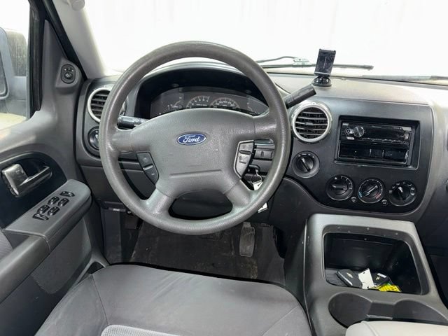 Used 2003 Ford Expedition XLT AWD/4WD image 15