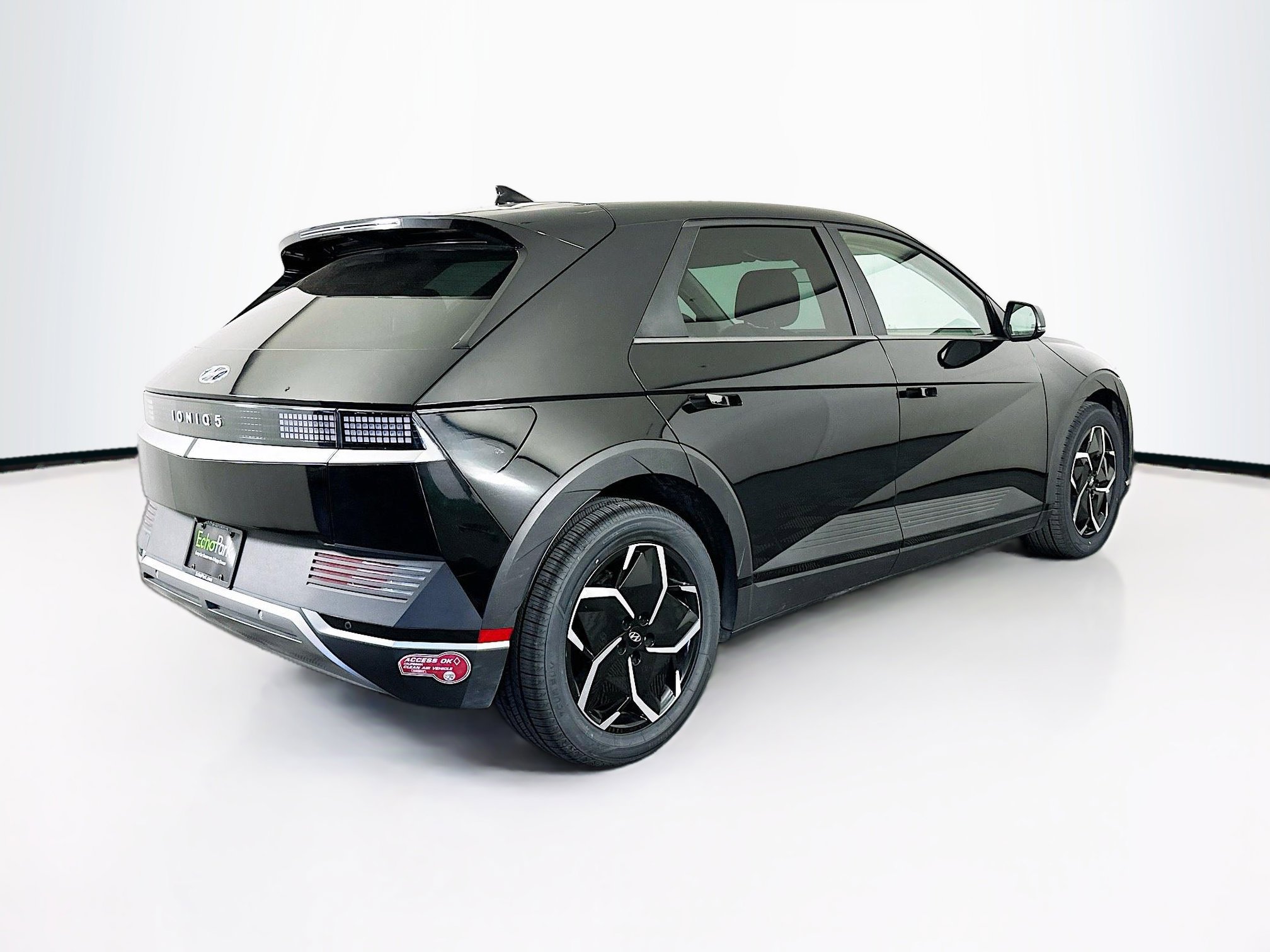 Used 2024 Hyundai Ioniq 5 SE RWD image 9