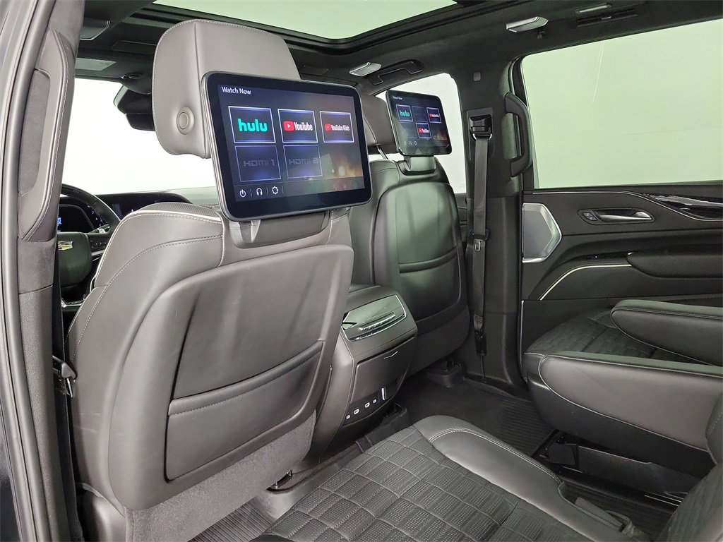 Certified 2024 Cadillac Escalade V w/ Heavy-Duty Trailer Package image 13