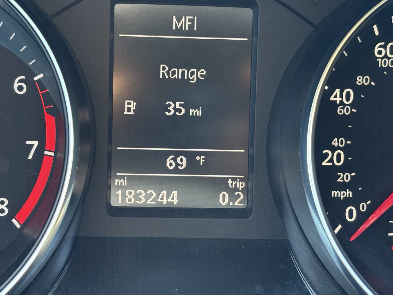 Used 2016 Volkswagen Passat 1.8T S image 37