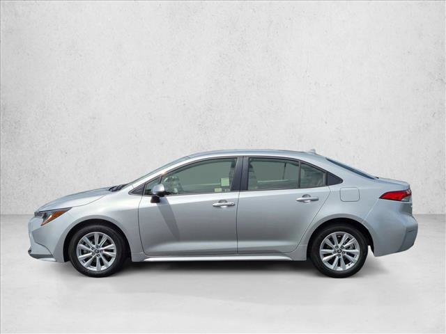 Used 2025 Toyota Corolla LE w/ LE Premium Package FWD image 9