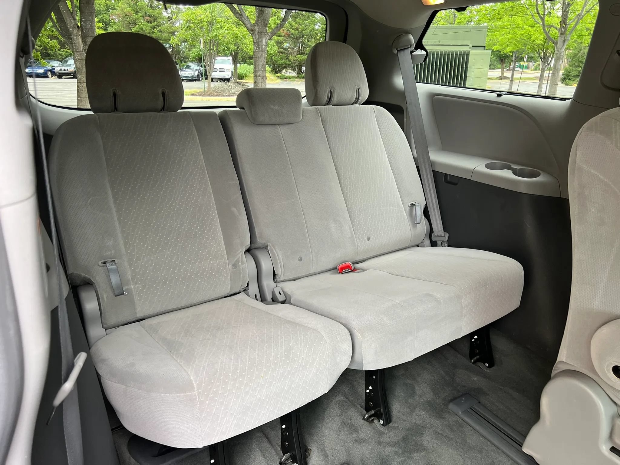 Used 2017 Toyota Sienna LE w/ Protection Package AWD/4WD image 21