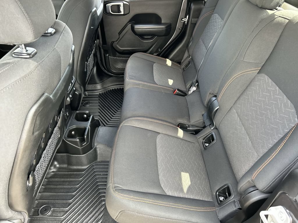 Used 2023 Jeep Gladiator Mojave AWD/4WD image 25